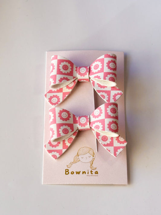 Pink daisies check bow set