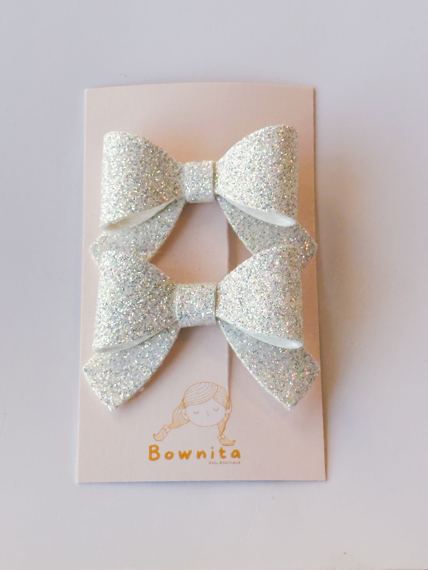 Silver white soft glitter bow set