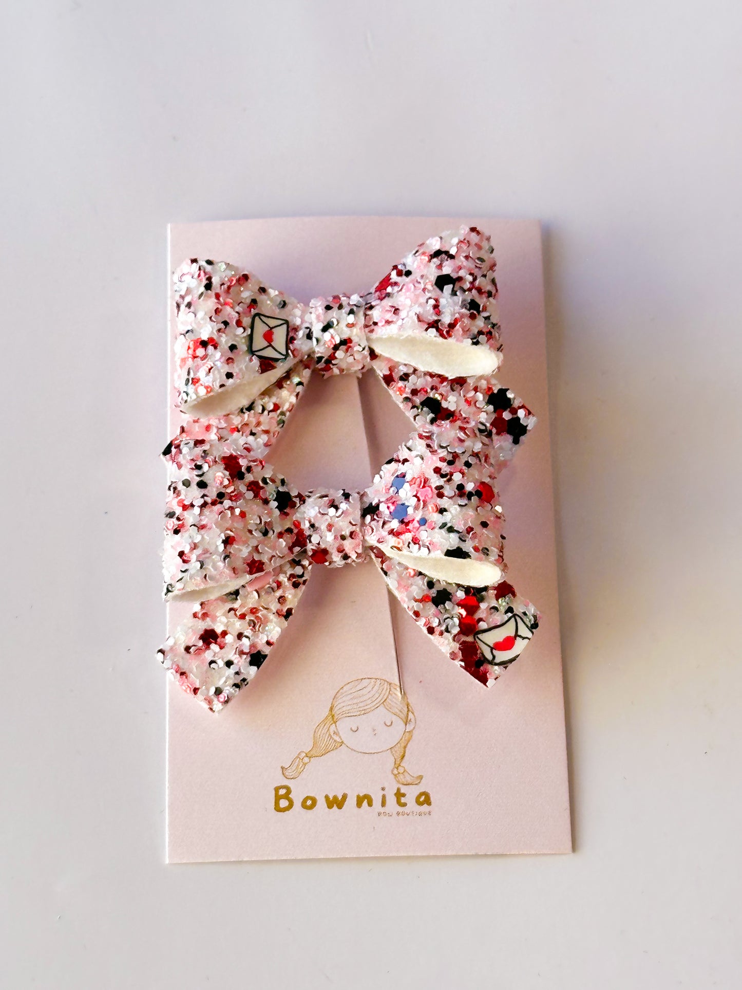 Love letters glitter bow set