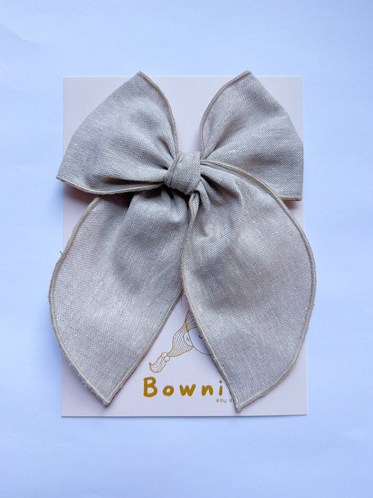 Linen Sand Large Fable Bow