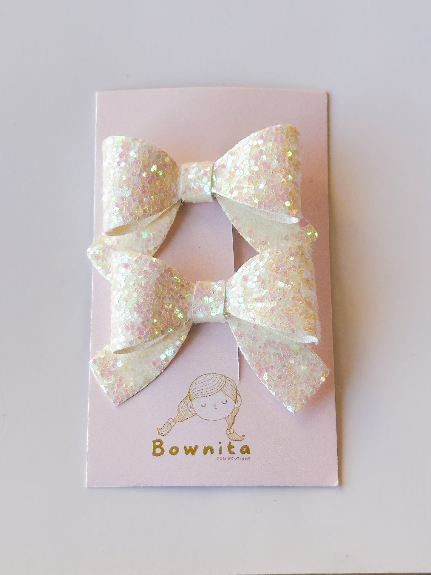 Warm white glitter bow set