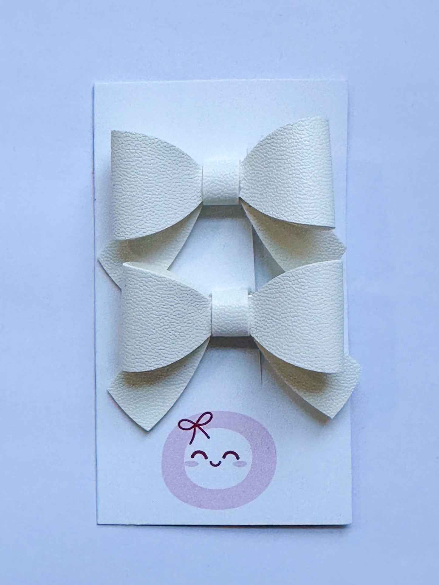 White Mini Bow Set